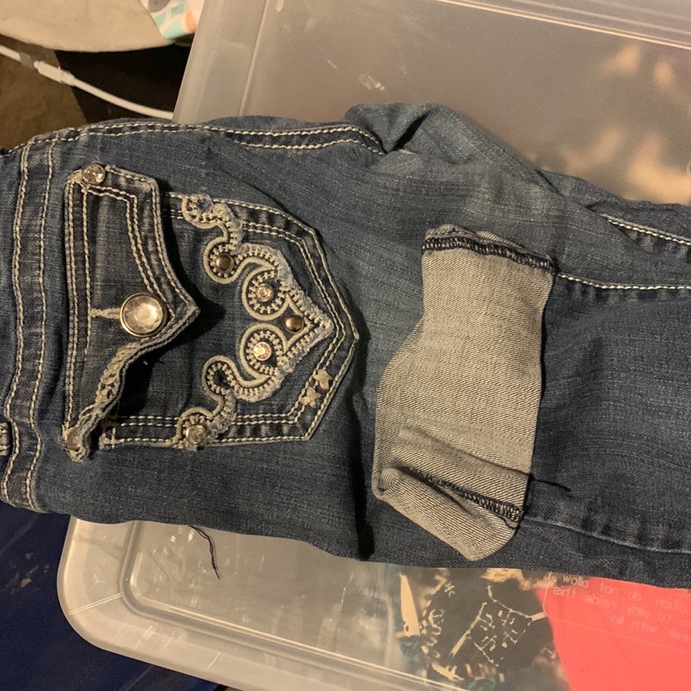 Capris - Picture 3 of 3